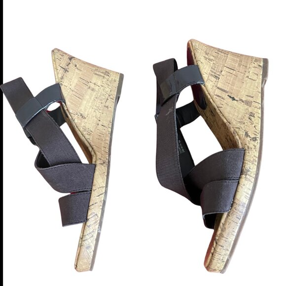 Brown Sandals. Very good condition. Size 7 - Picture 6 of 8